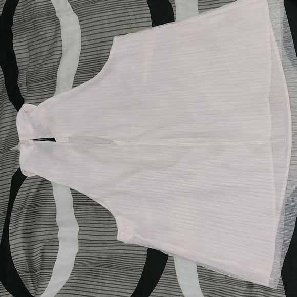 BCBGeneration sheer top - Picture 4 of 5